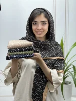 روسری نخی طرح بابونه کد 7013