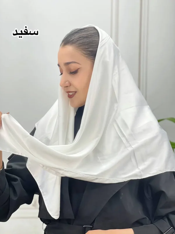 روسری ساتن سلنا کد 7033 - Image 2